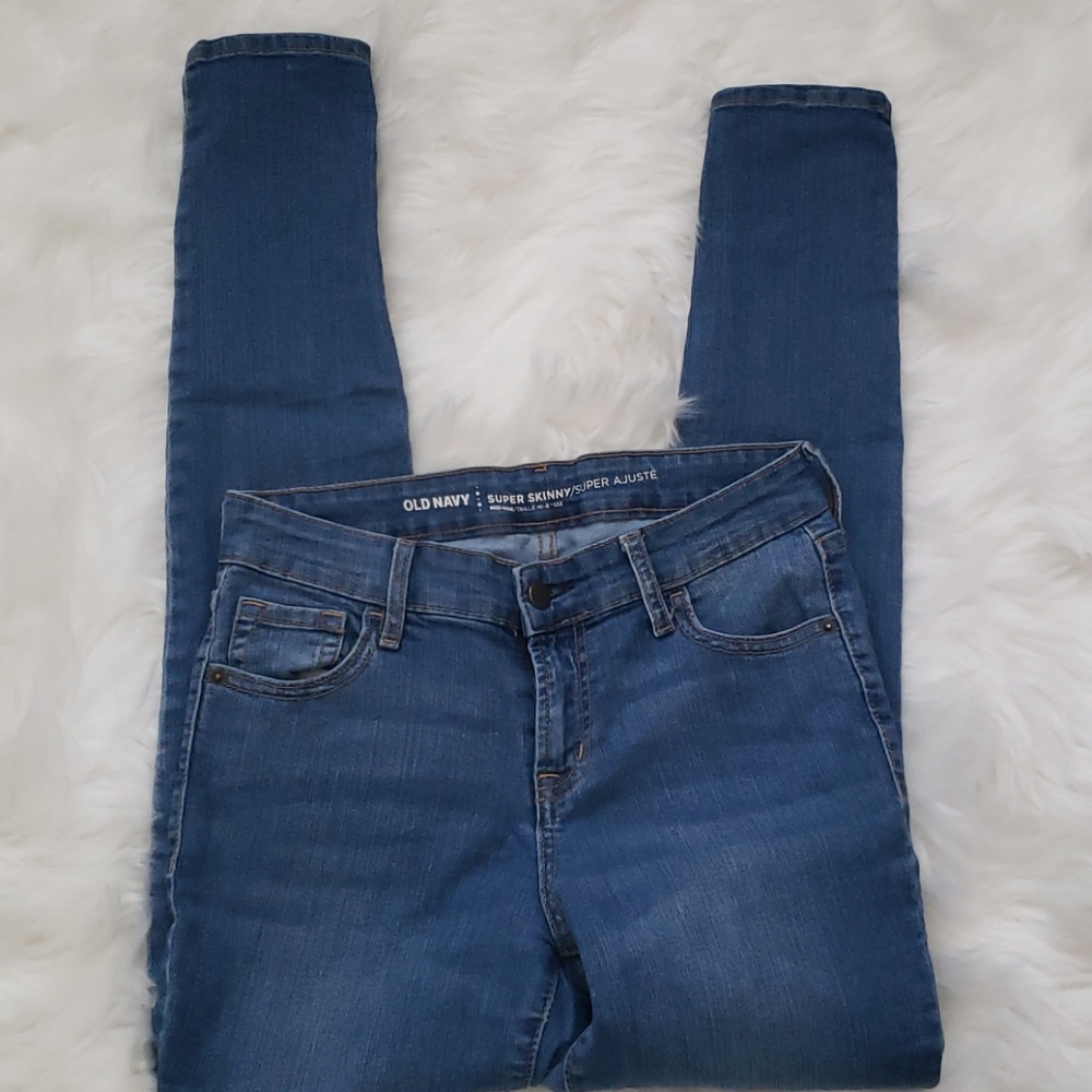 Old navy mid-rise jeans